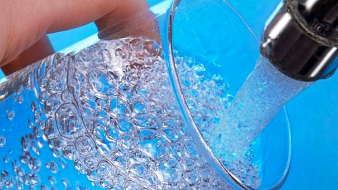 s/بار میکروبی